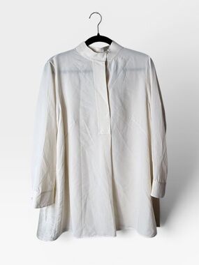 Akris Tunic Blouse Size 14‎ Cream Long sleeve Satin Sides (U)